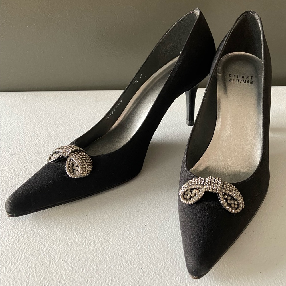 Stuart Weitzman Satin Evening Shoes Embellished Bow - Size 7.5